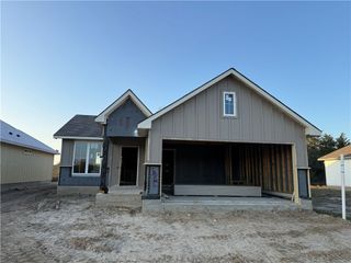 5681 Fox Bluff Drive, Bryan, TX 77807