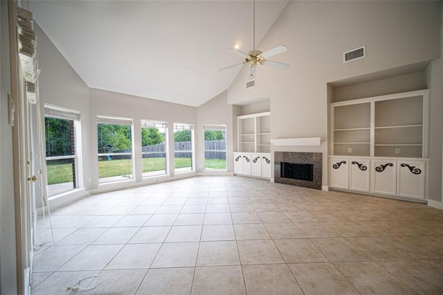 4423 Lakeshore Forest Drive, Missouri City, TX 77459