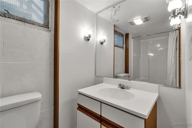 82 Zimmerman Boulevard, Tonawanda, NY 14223