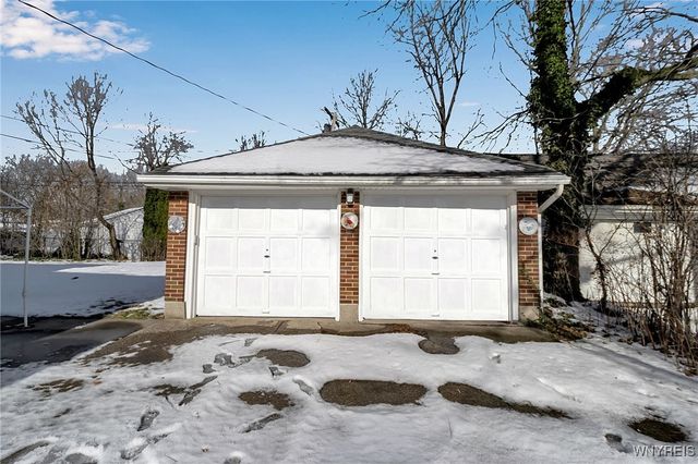 82 Zimmerman Boulevard, Tonawanda, NY 14223