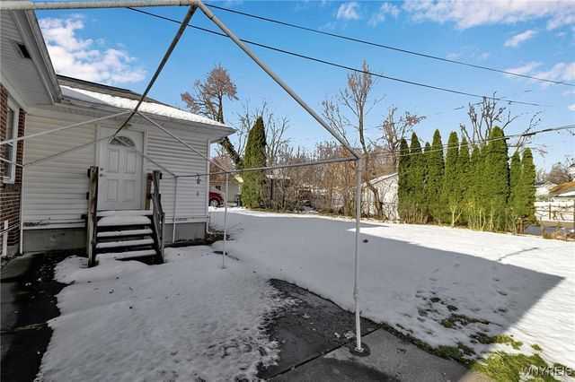 82 Zimmerman Boulevard, Tonawanda, NY 14223