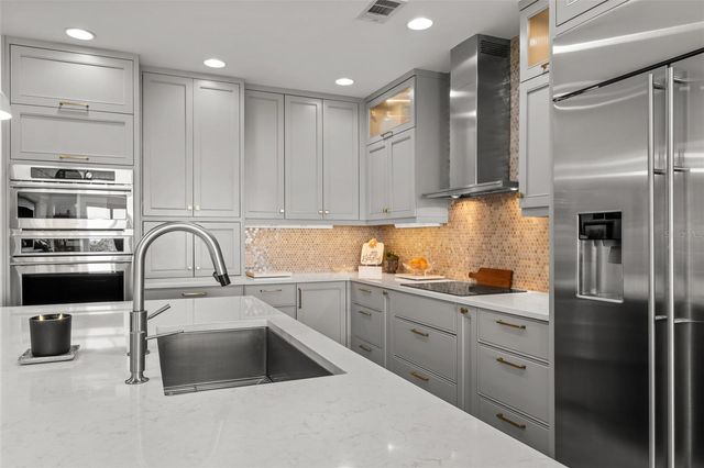 509 W BAY STREET 303, Tampa, FL 33606