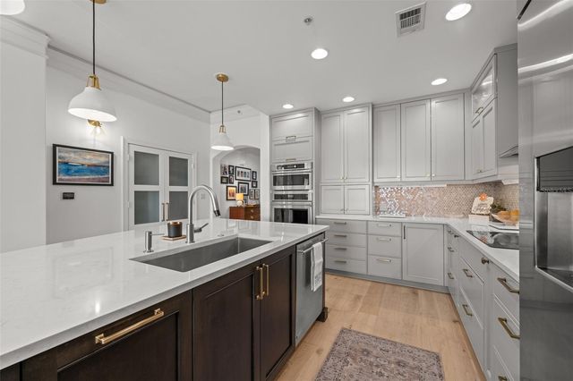 509 W BAY STREET 303, Tampa, FL 33606