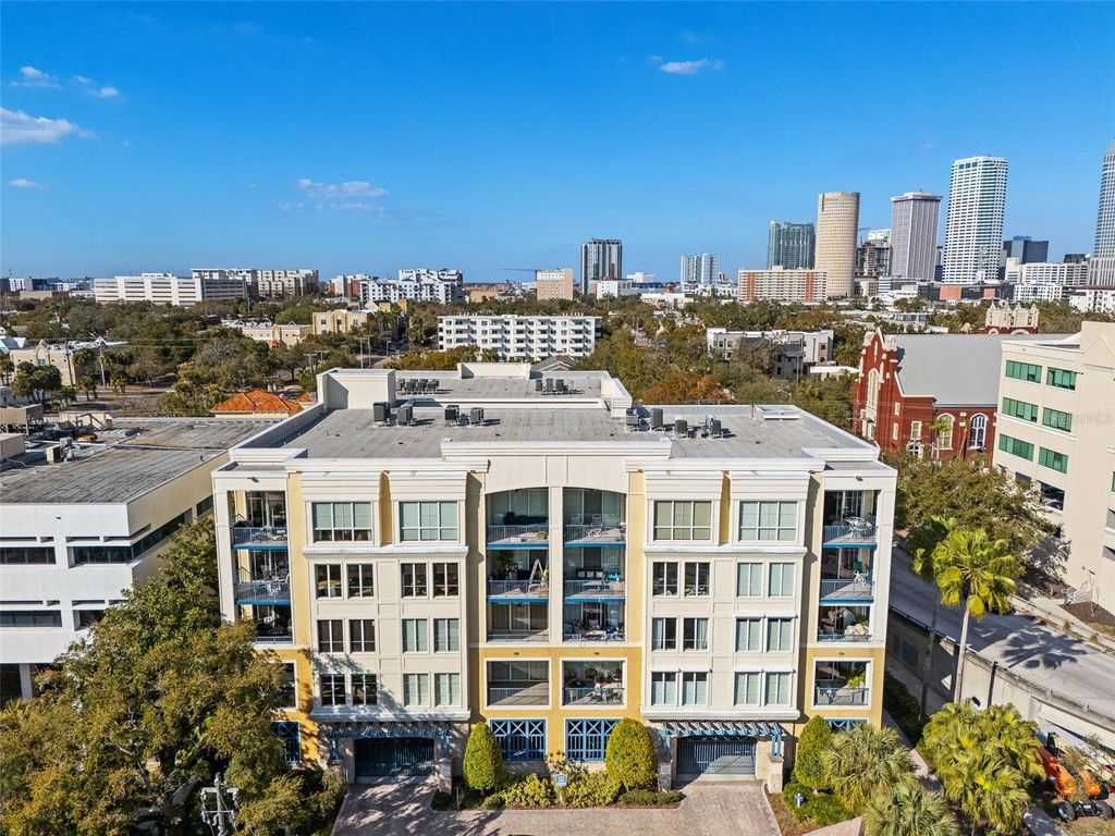 Image 2 of property listing at 509 W BAY STREET 303, Tampa, FL 33606