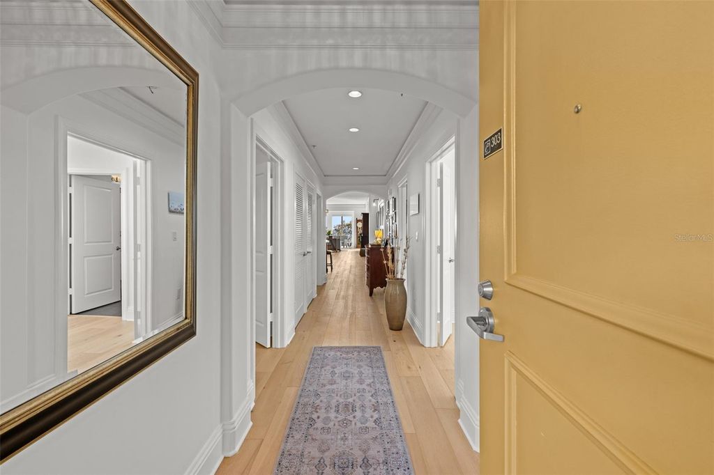 Image 3 of property listing at 509 W BAY STREET 303, Tampa, FL 33606