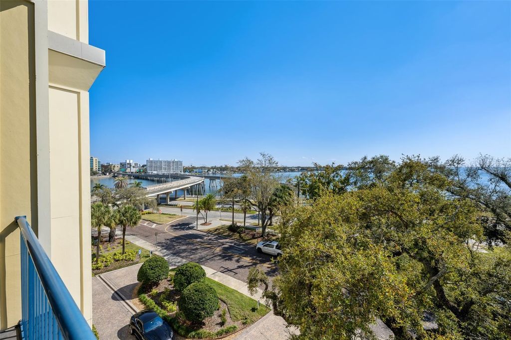 Image 41 of property listing at 509 W BAY STREET 303, Tampa, FL 33606