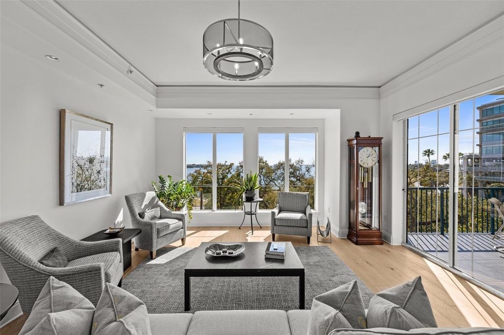 Image 48 of property listing at 509 W BAY STREET 303, Tampa, FL 33606