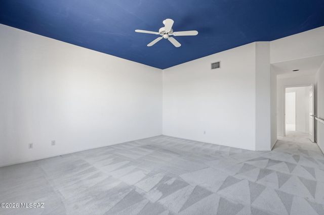 529 E Squirrel Tail Drive, Tucson, AZ 85704