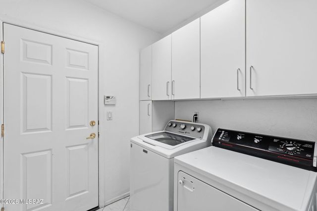 529 E Squirrel Tail Drive, Tucson, AZ 85704