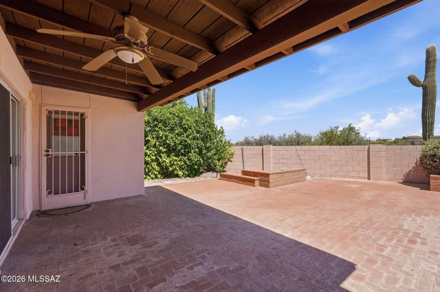 529 E Squirrel Tail Drive, Tucson, AZ 85704