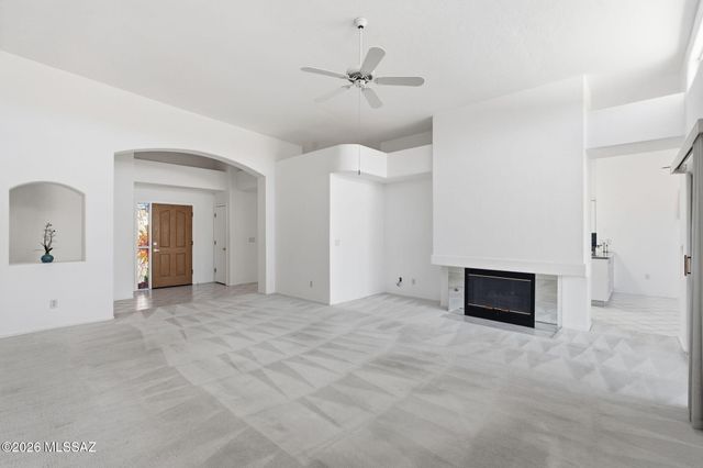 529 E Squirrel Tail Drive, Tucson, AZ 85704