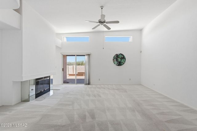 529 E Squirrel Tail Drive, Tucson, AZ 85704