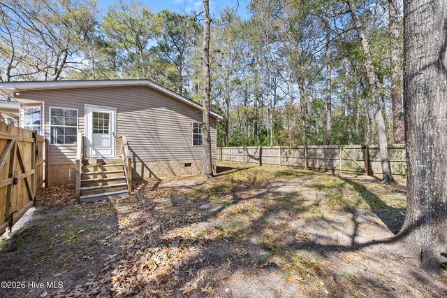 805 Red Lighthouse Lane, Wilmington, NC 28412