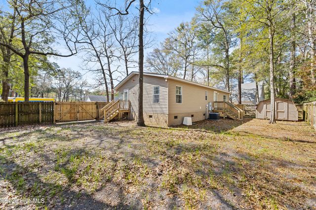 805 Red Lighthouse Lane, Wilmington, NC 28412