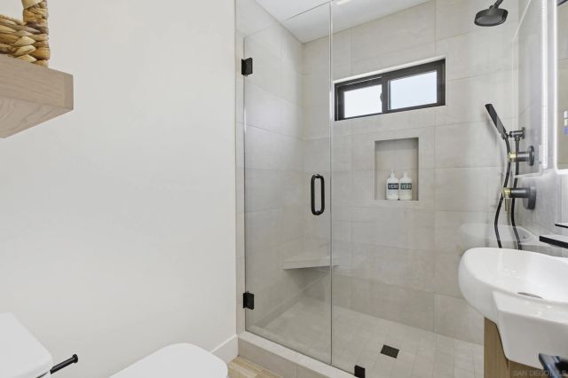 811-13 Balboa Ct, San Diego, CA 92109