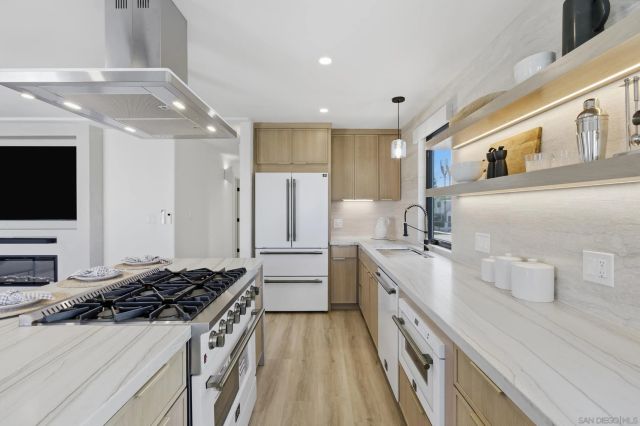 811-13 Balboa Ct, San Diego, CA 92109