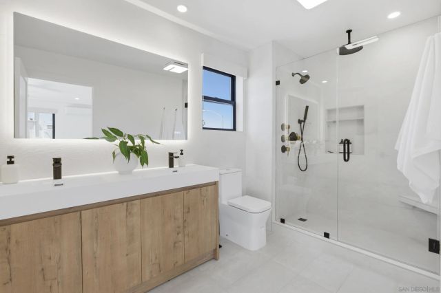 811-13 Balboa Ct, San Diego, CA 92109