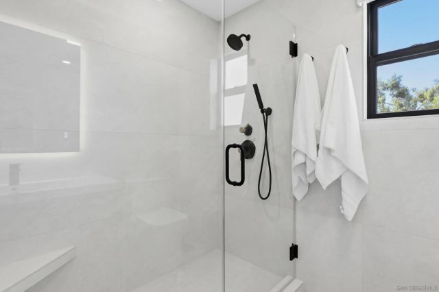 811-13 Balboa Ct, San Diego, CA 92109