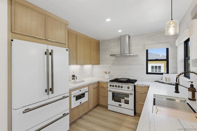 811-13 Balboa Ct, San Diego, CA 92109