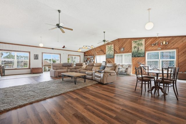 144 Monahan Drive, Fort Walton Beach, FL 32547