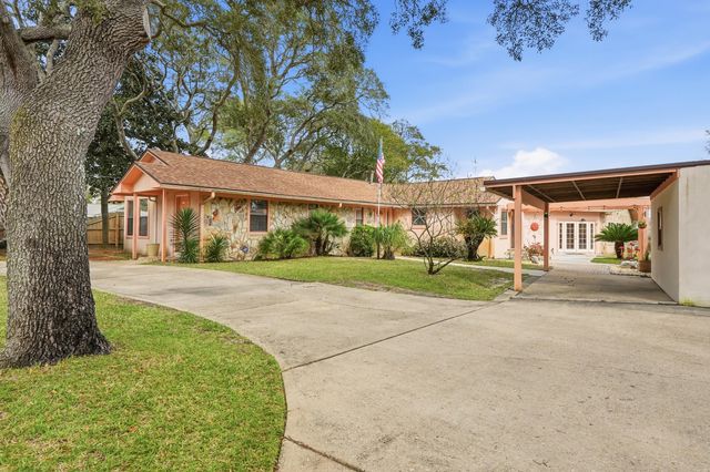 144 Monahan Drive, Fort Walton Beach, FL 32547