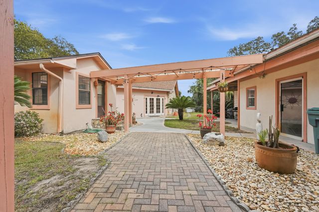 144 Monahan Drive, Fort Walton Beach, FL 32547