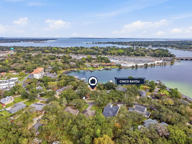 144 Monahan Drive, Fort Walton Beach, FL 32547