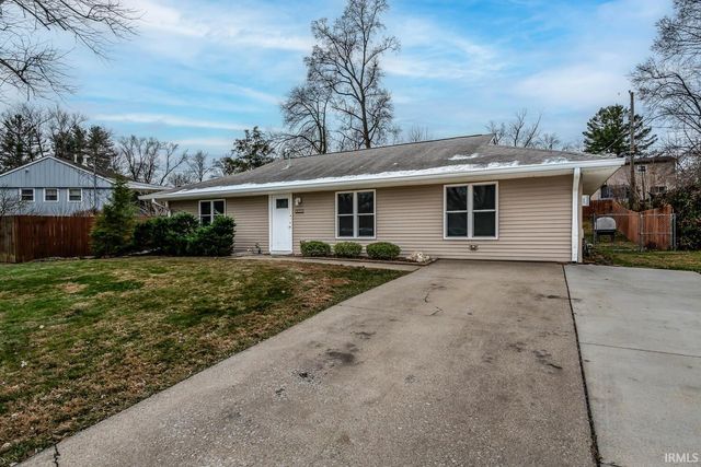 3211 N Stoneycrest Road, Bloomington, IN 47404