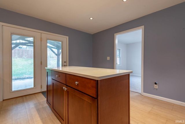 3211 N Stoneycrest Road, Bloomington, IN 47404