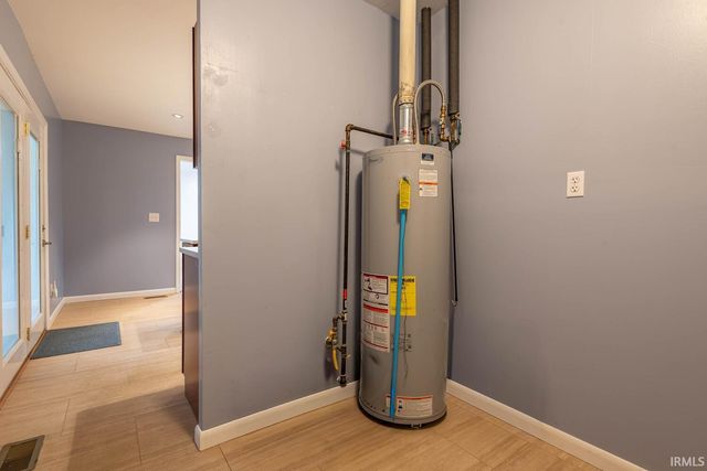 3211 N Stoneycrest Road, Bloomington, IN 47404