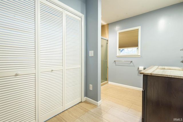 3211 N Stoneycrest Road, Bloomington, IN 47404