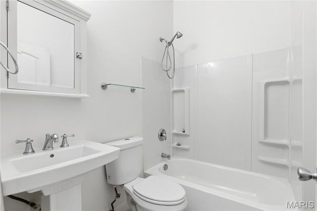 2845 Wyoming Street, St Louis, MO 63118