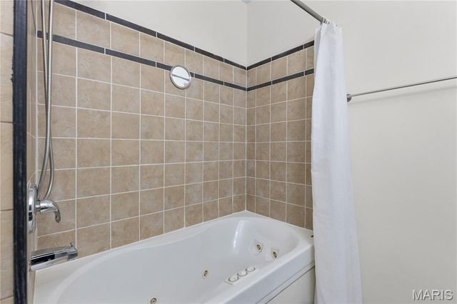 2845 Wyoming Street, St Louis, MO 63118