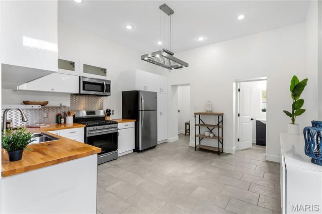 2845 Wyoming Street, St Louis, MO 63118