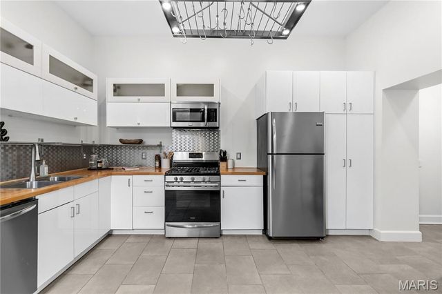 2845 Wyoming Street, St Louis, MO 63118