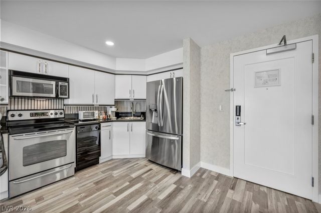 211 East Flamingo Road 1103, Las Vegas, NV 89169