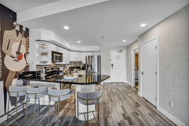 211 East Flamingo Road 1103, Las Vegas, NV 89169