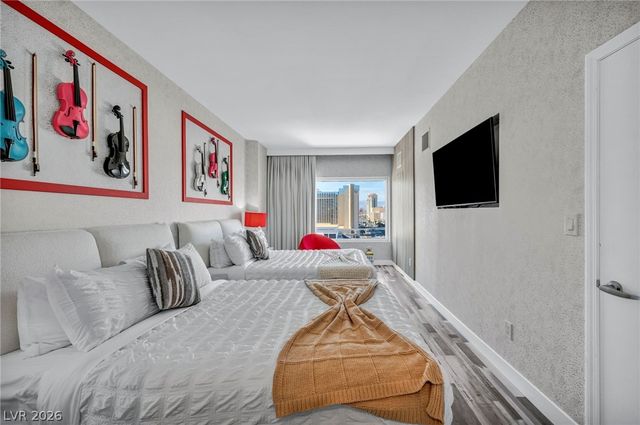 211 East Flamingo Road 1103, Las Vegas, NV 89169