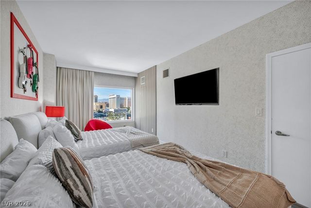 211 East Flamingo Road 1103, Las Vegas, NV 89169