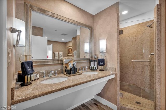 211 East Flamingo Road 1103, Las Vegas, NV 89169