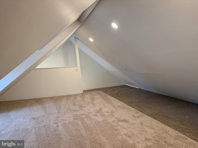 18 E MAIN ST, Newville, PA 17241