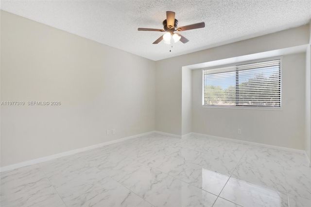 9827 NW 37th St 4F, Sunrise, FL 33351
