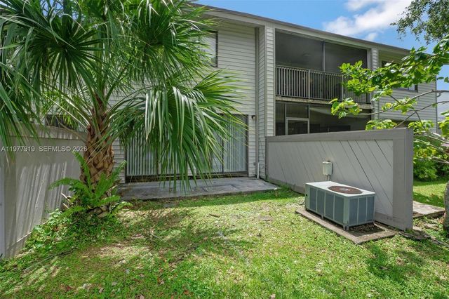 9827 NW 37th St 4F, Sunrise, FL 33351