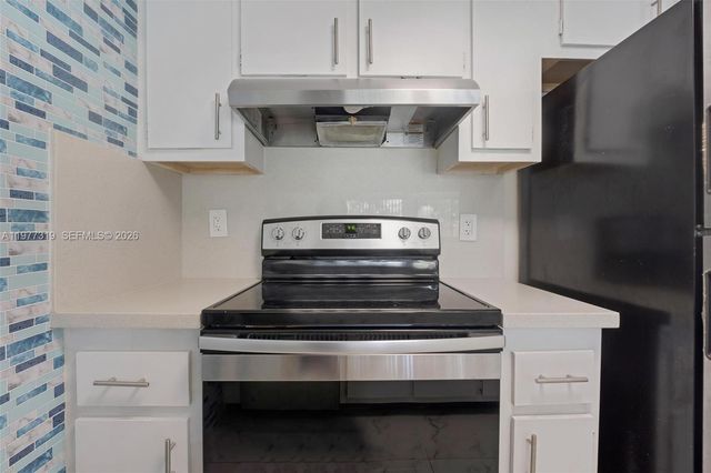 9827 NW 37th St 4F, Sunrise, FL 33351