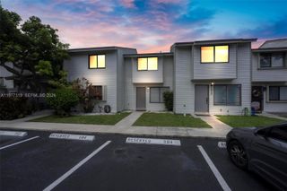 9827 NW 37th St 4F, Sunrise, FL 33351