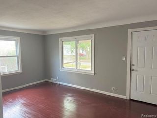 640 Crawford Street, Flint, MI 48507