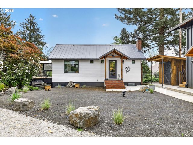 19330 HOWELL St, Gladstone, OR 97027