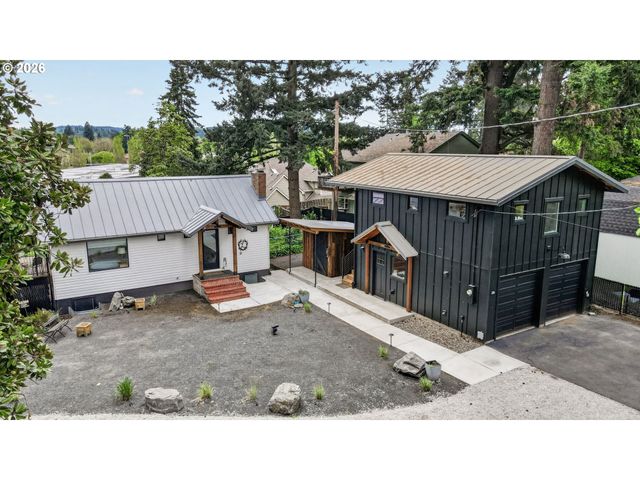 19330 HOWELL St, Gladstone, OR 97027