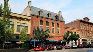155 Liberty (209-215) St NE 209-215, Salem, OR 97301