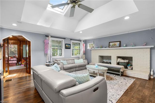 661 Green Valley DR, Virginia Beach, VA 23462